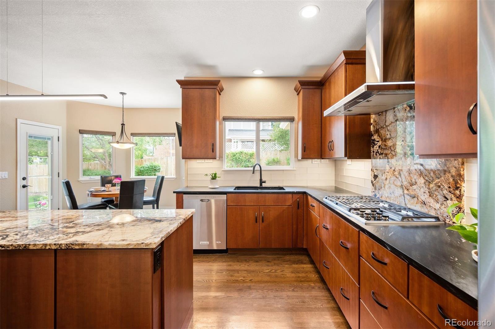 MLS Image #3 for 5950 s camargo way,littleton, Colorado