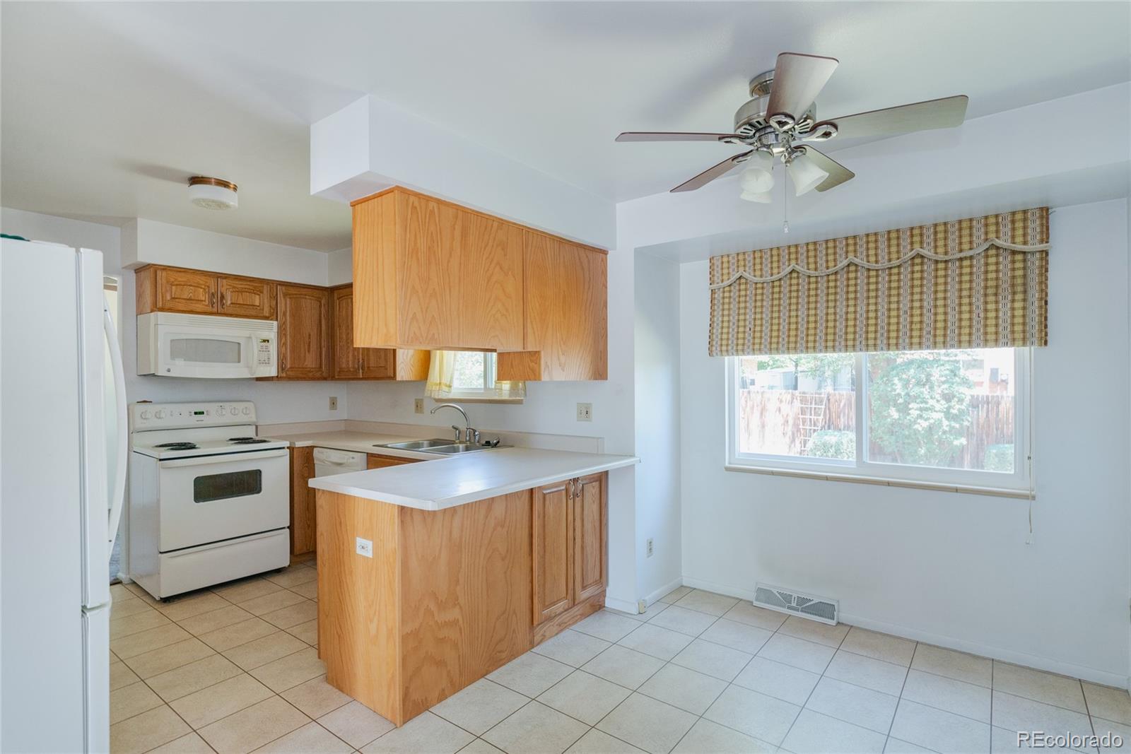 MLS Image #8 for 8937 w woodard drive,lakewood, Colorado