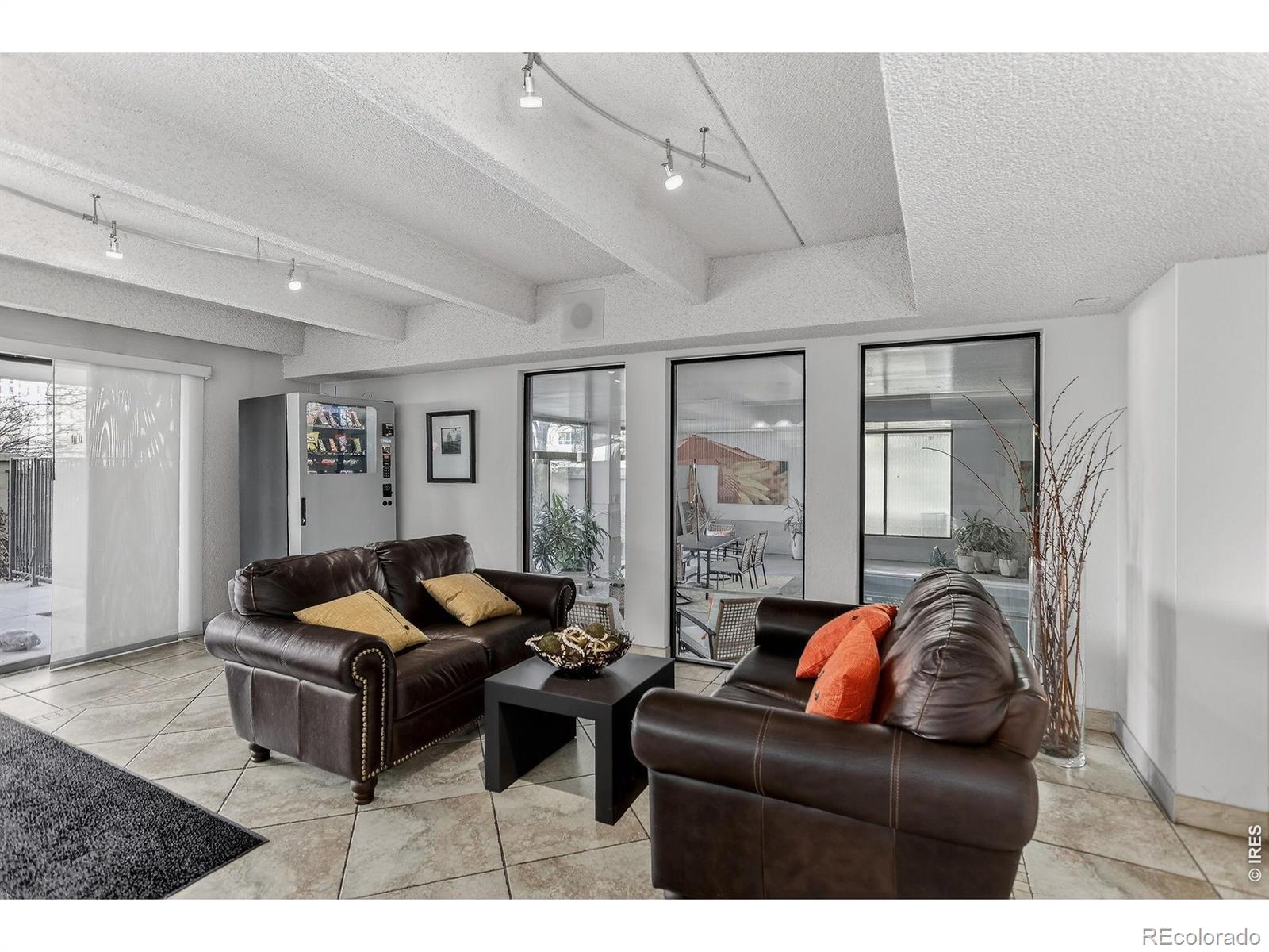 MLS Image #41 for 777 n washington street 1004,denver, Colorado