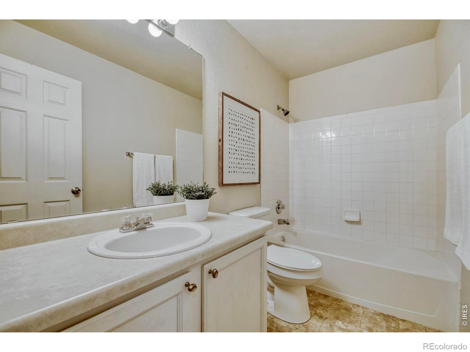 MLS Image #25 for 19174 e wyoming drive,aurora, Colorado
