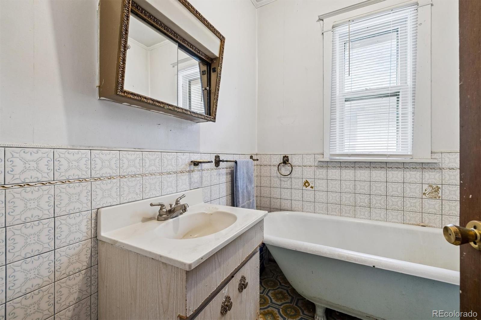 MLS Image #11 for 4234  vallejo street,denver, Colorado