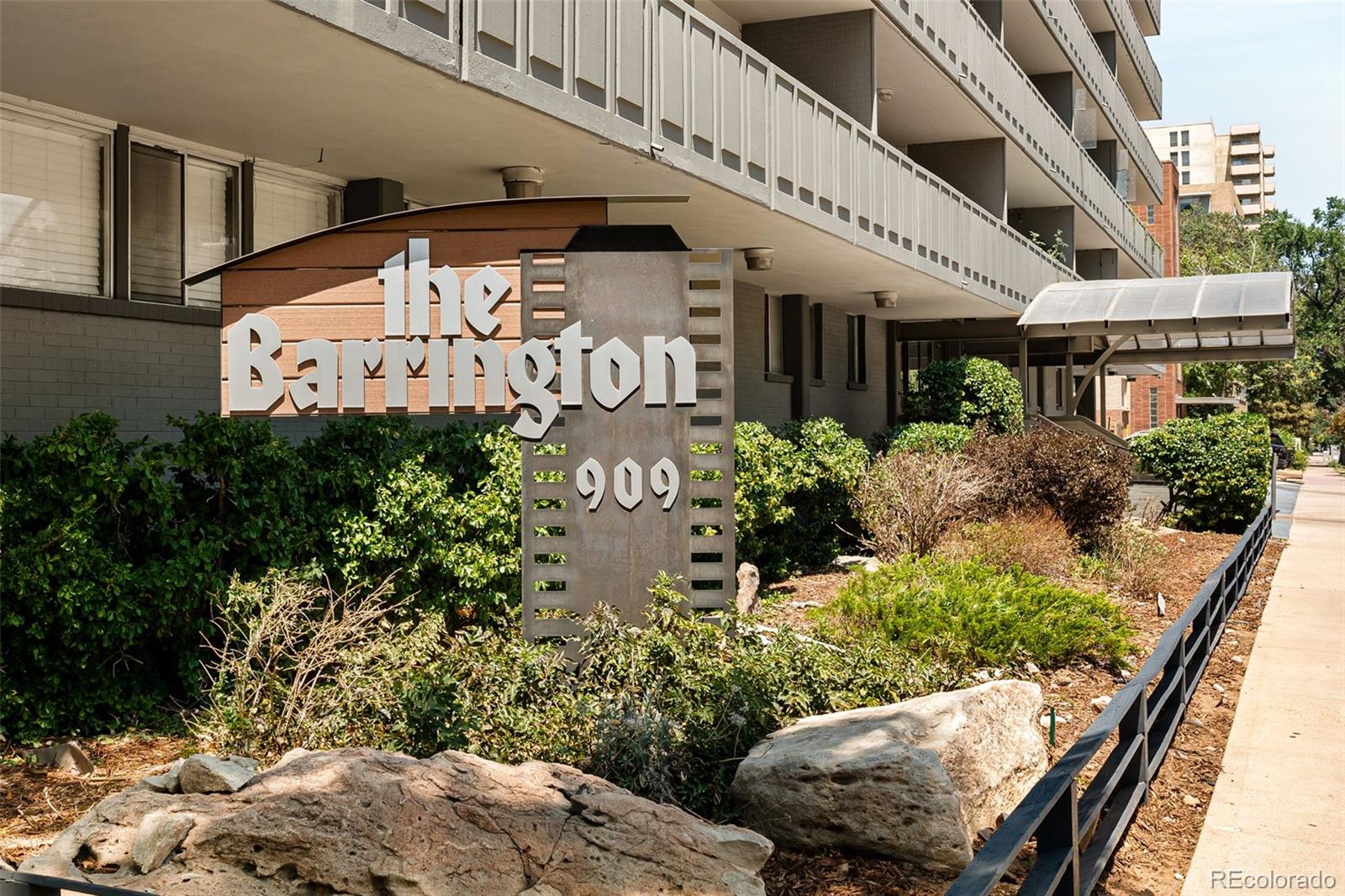 MLS Image #15 for 909 n logan street,denver, Colorado