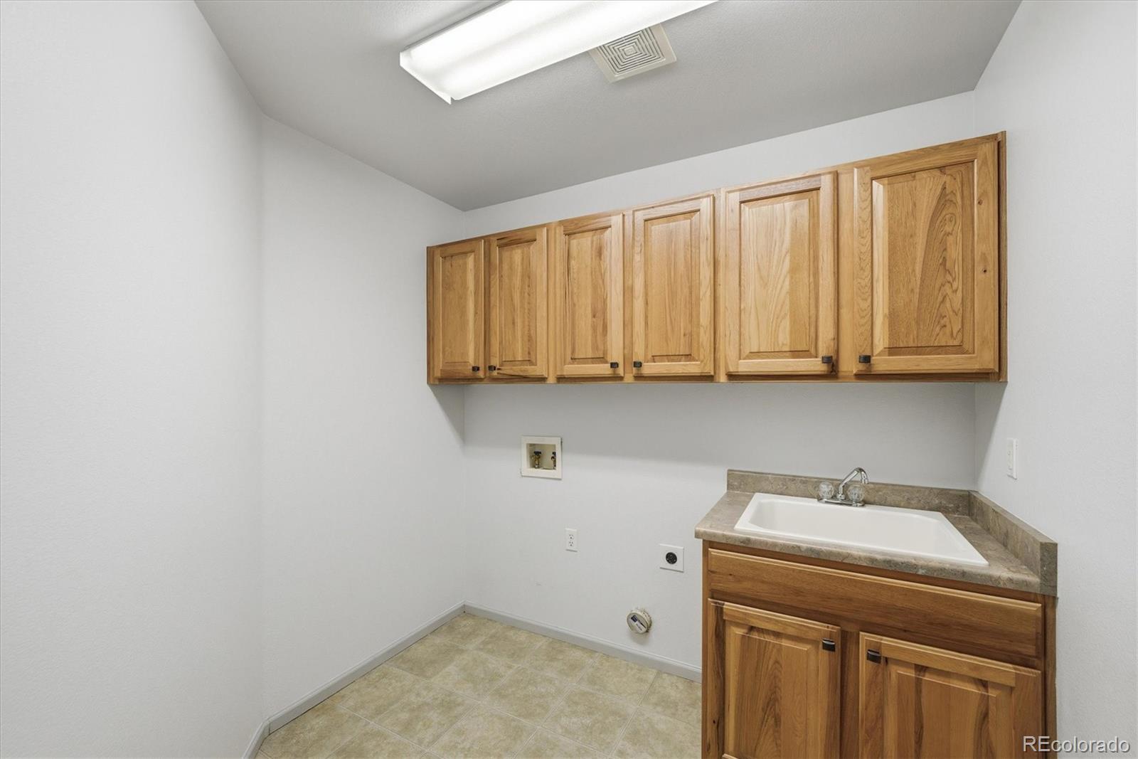 MLS Image #31 for 10580  kicking horse drive,littleton, Colorado