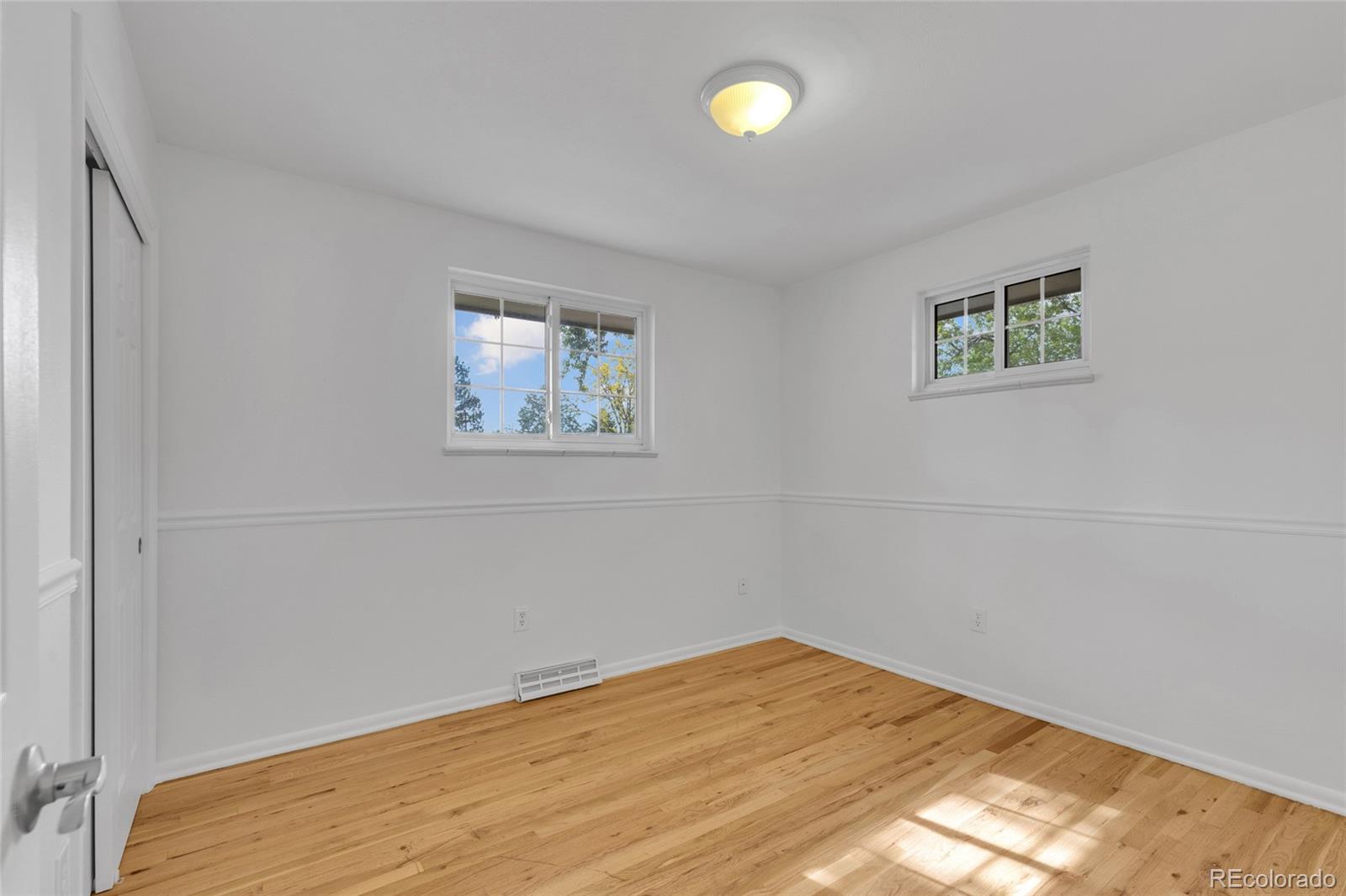 MLS Image #11 for 3019 s eaton street,denver, Colorado