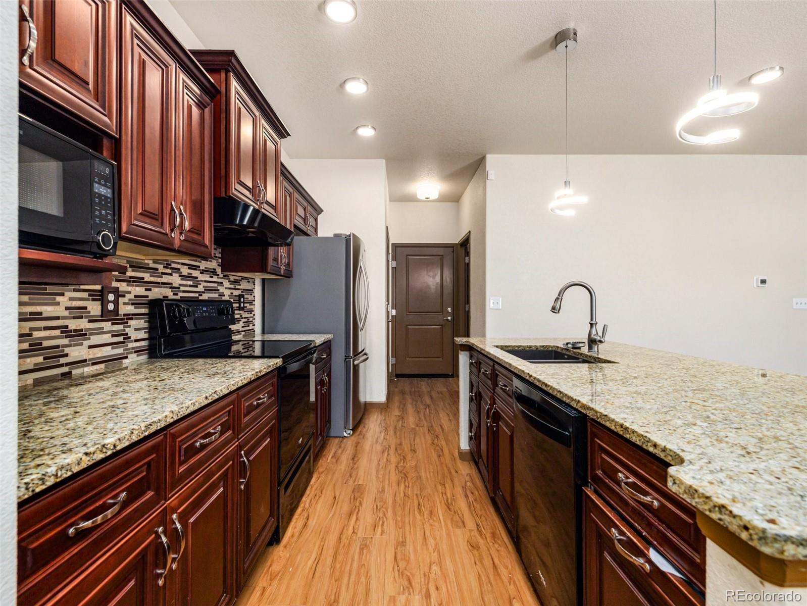 MLS Image #4 for 1603  positano court,pueblo, Colorado
