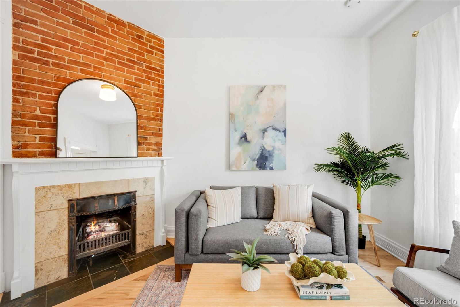 MLS Image #10 for 30 s grant street,denver, Colorado