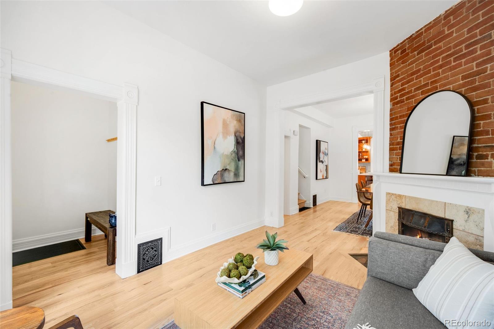 MLS Image #12 for 30 s grant street,denver, Colorado