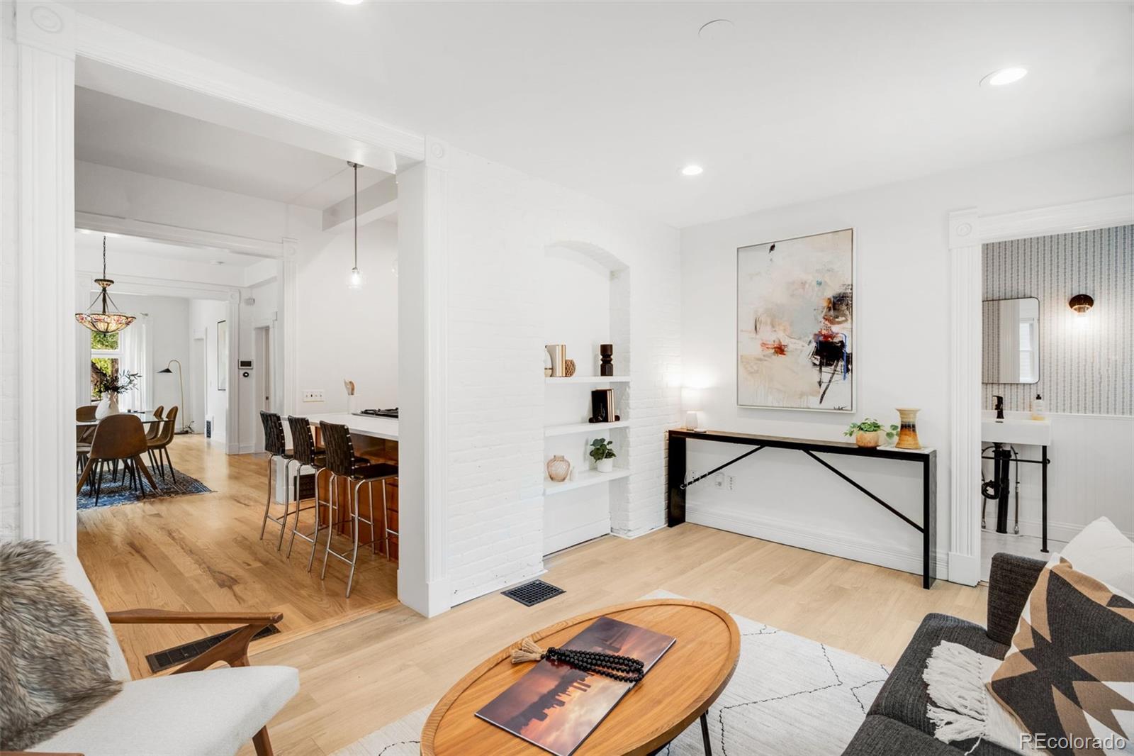 MLS Image #16 for 30 s grant street,denver, Colorado