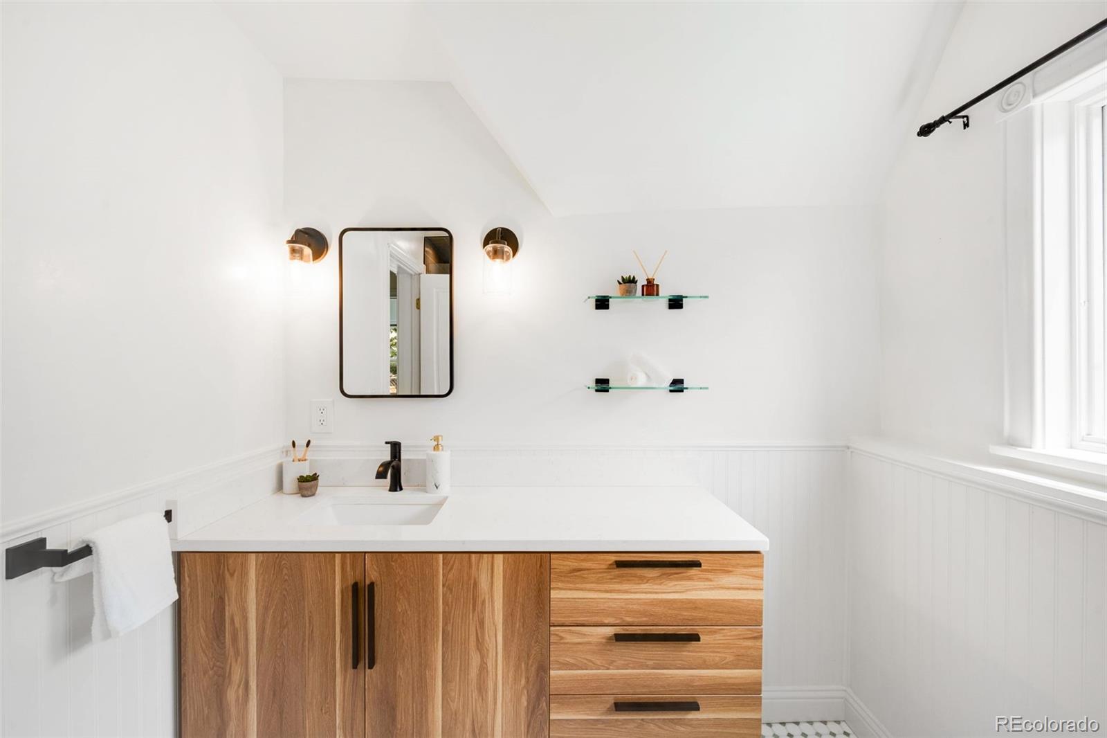 MLS Image #24 for 30 s grant street,denver, Colorado