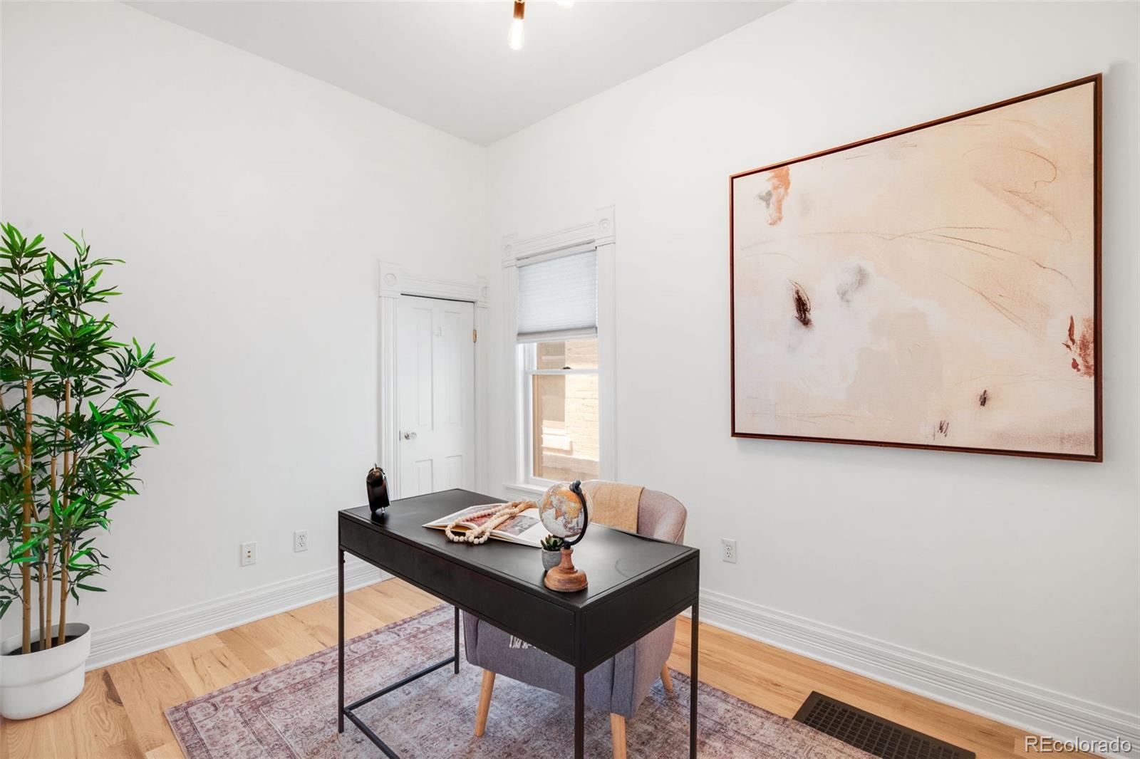 MLS Image #26 for 30 s grant street,denver, Colorado