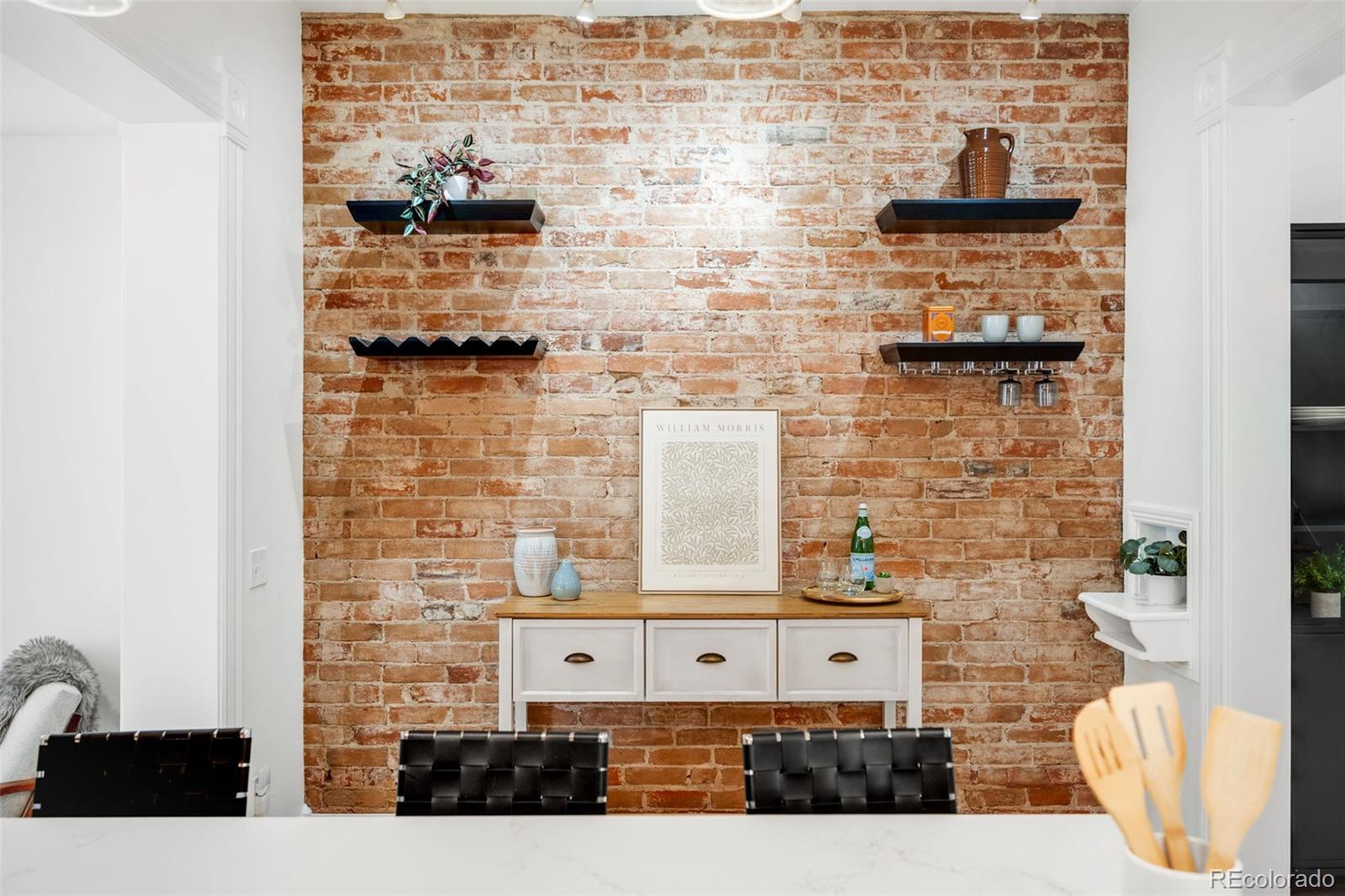 MLS Image #7 for 30 s grant street,denver, Colorado