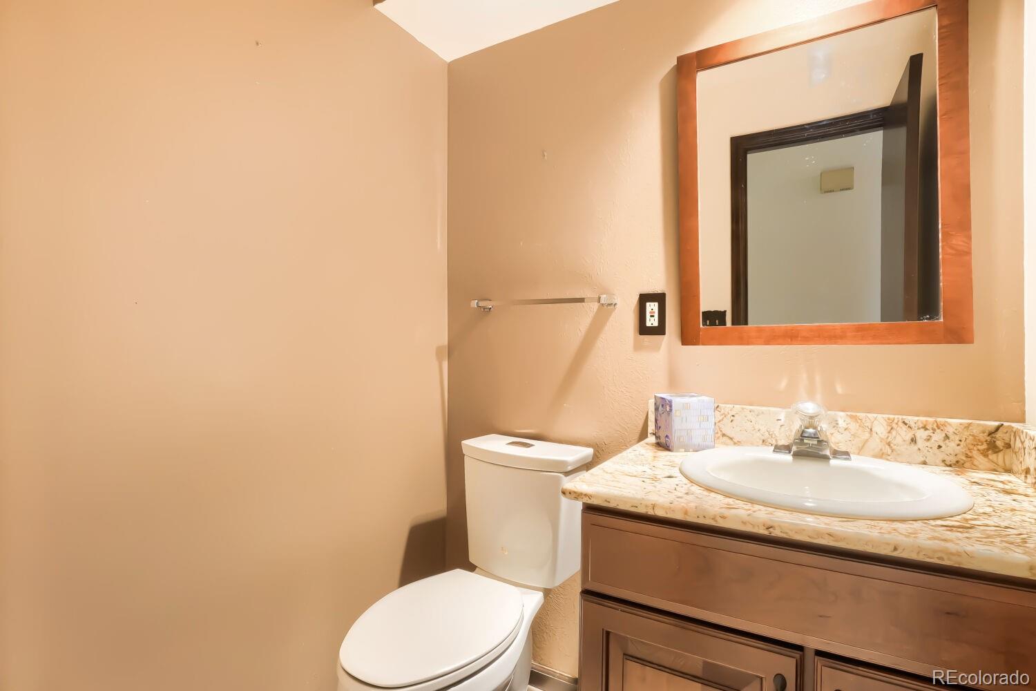 MLS Image #17 for 10985 w montana place,denver, Colorado