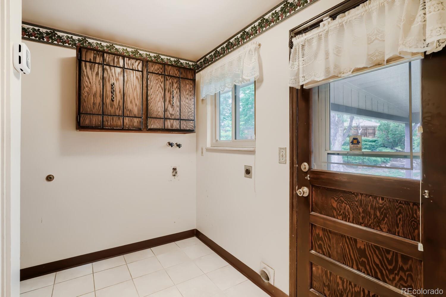 MLS Image #33 for 10985 w montana place,denver, Colorado