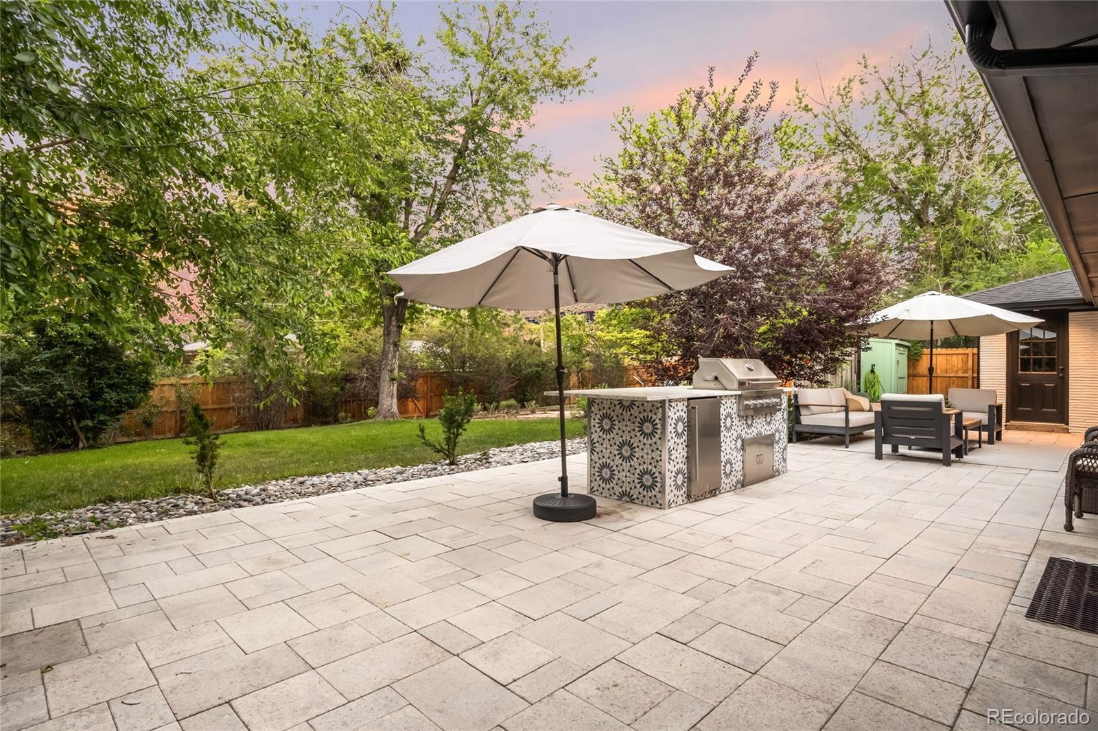 MLS Image #37 for 200  locust street,denver, Colorado