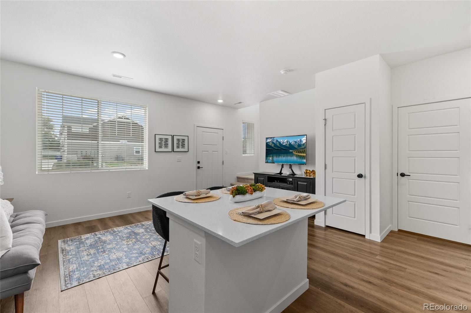 MLS Image #15 for 281  oriole way,johnstown, Colorado