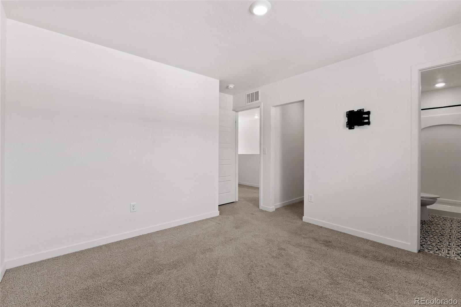 MLS Image #24 for 281  oriole way,johnstown, Colorado
