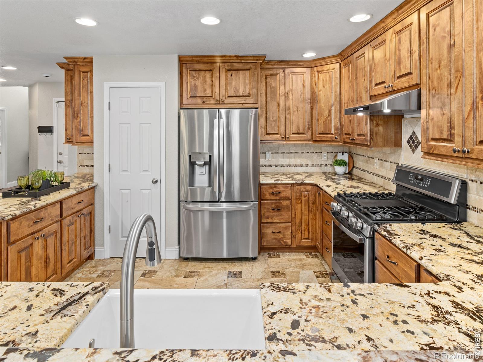 MLS Image #12 for 4203  lookout lane,fort collins, Colorado