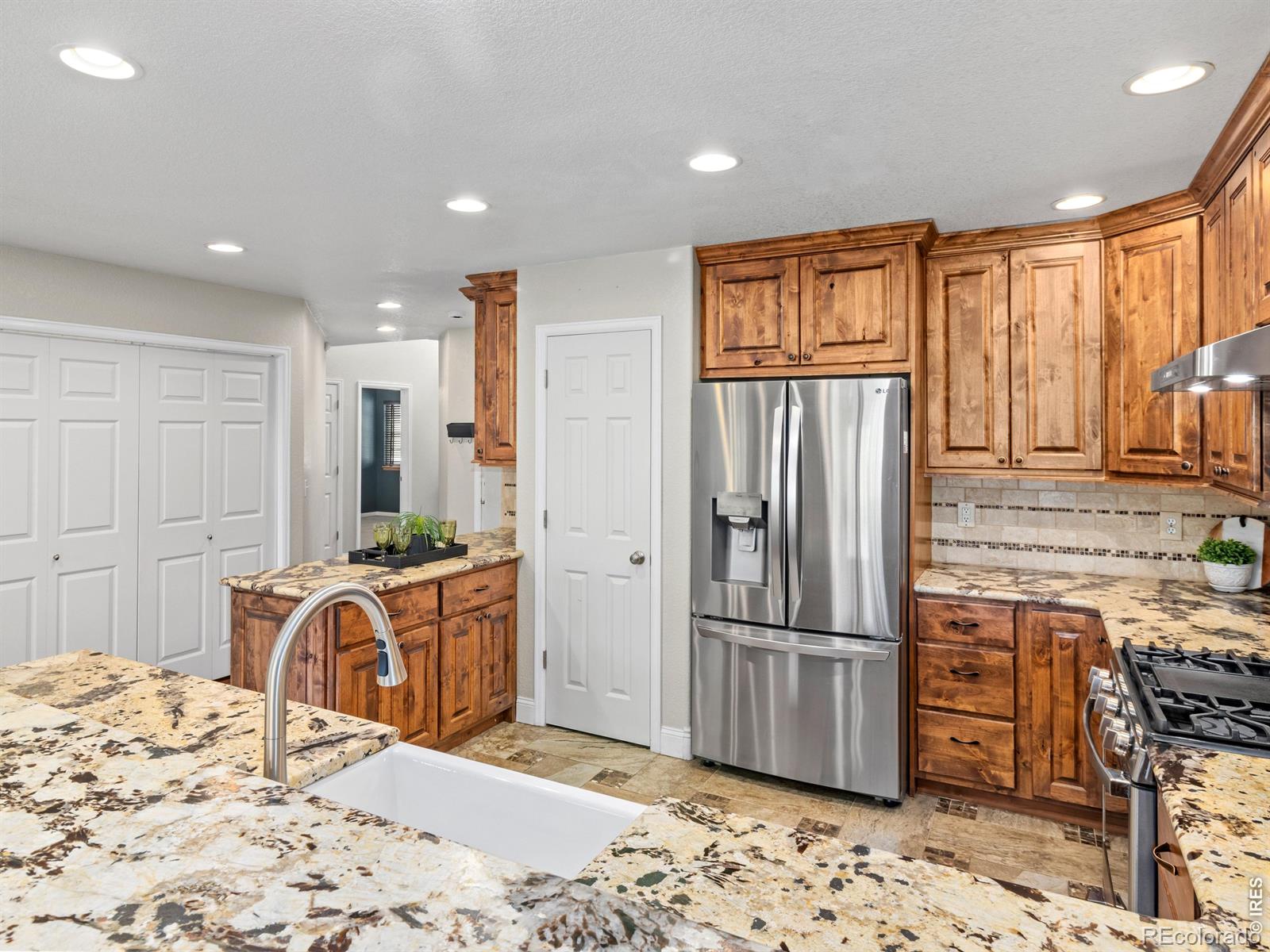 MLS Image #13 for 4203  lookout lane,fort collins, Colorado