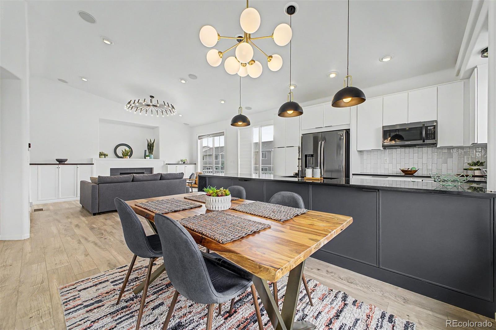MLS Image #14 for 5552  killarney street,denver, Colorado