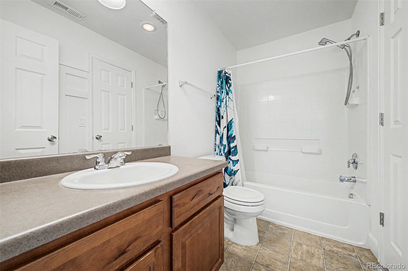 MLS Image #30 for 5552  killarney street,denver, Colorado