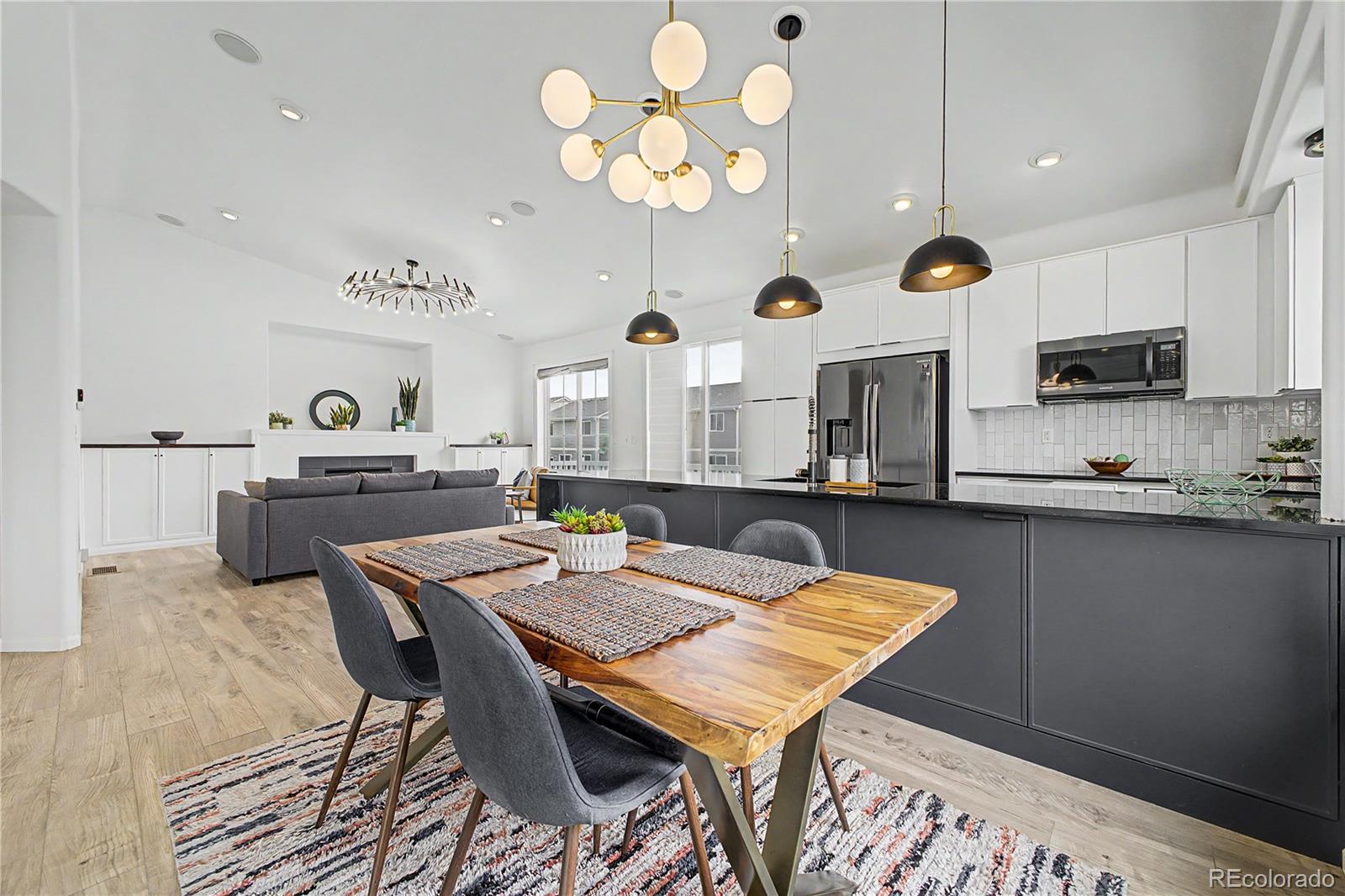 MLS Image #6 for 5552  killarney street,denver, Colorado