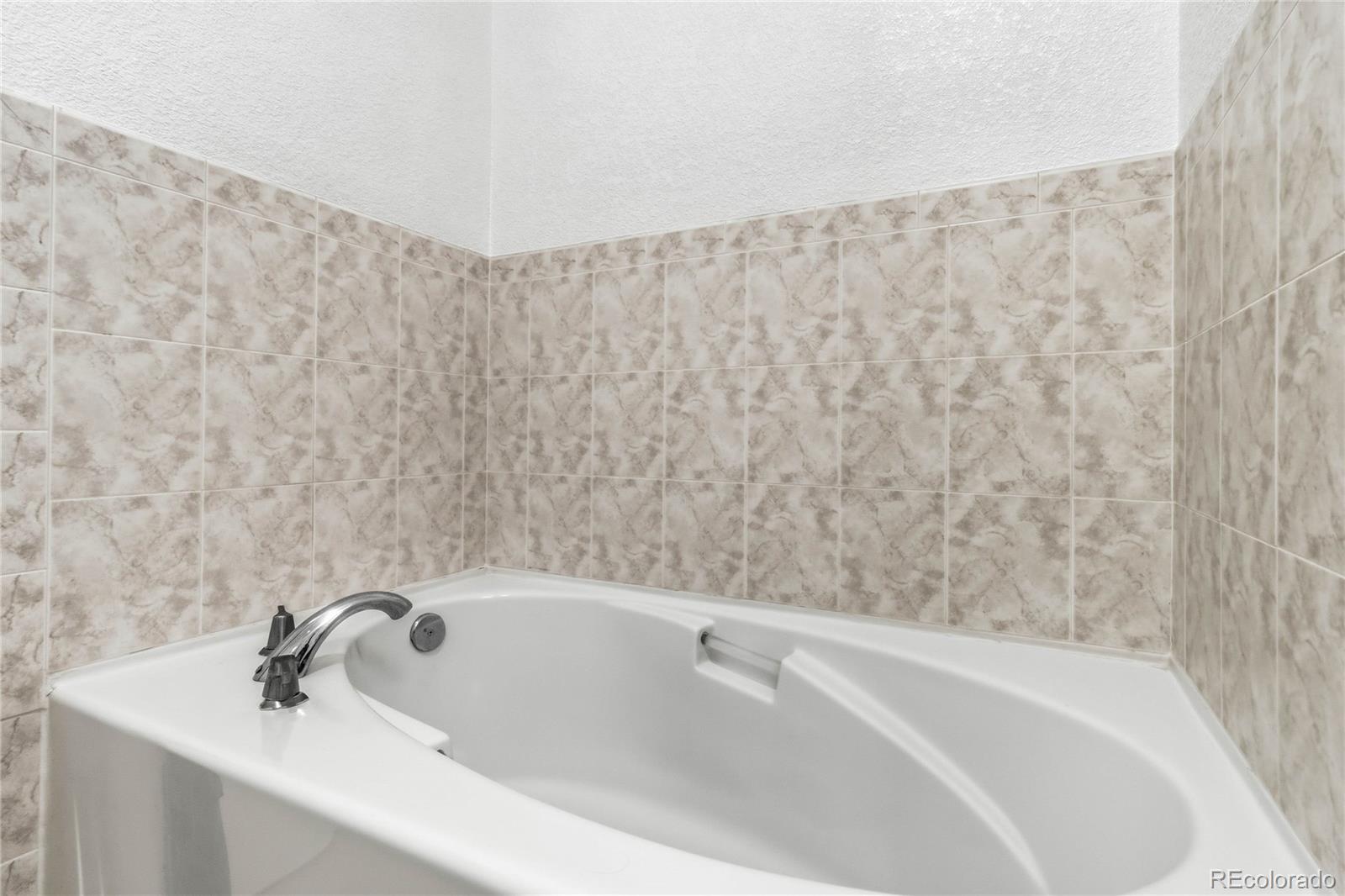 MLS Image #27 for 190  roslyn street 1306,denver, Colorado