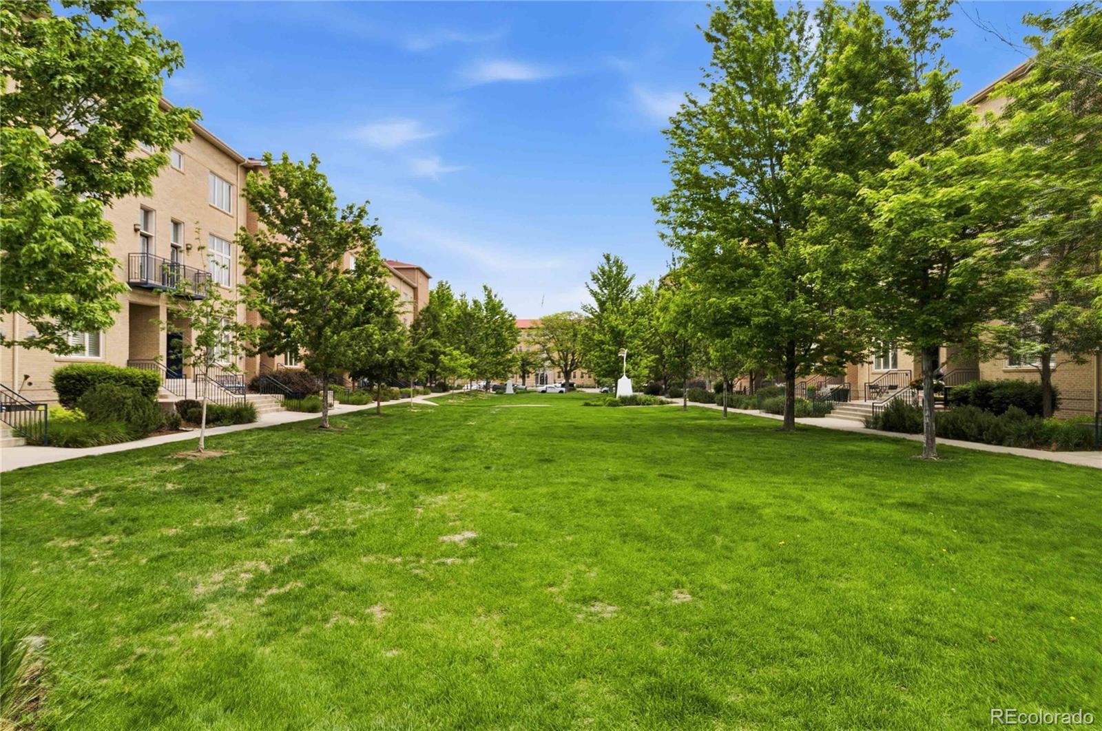 MLS Image #4 for 190  roslyn street 1306,denver, Colorado