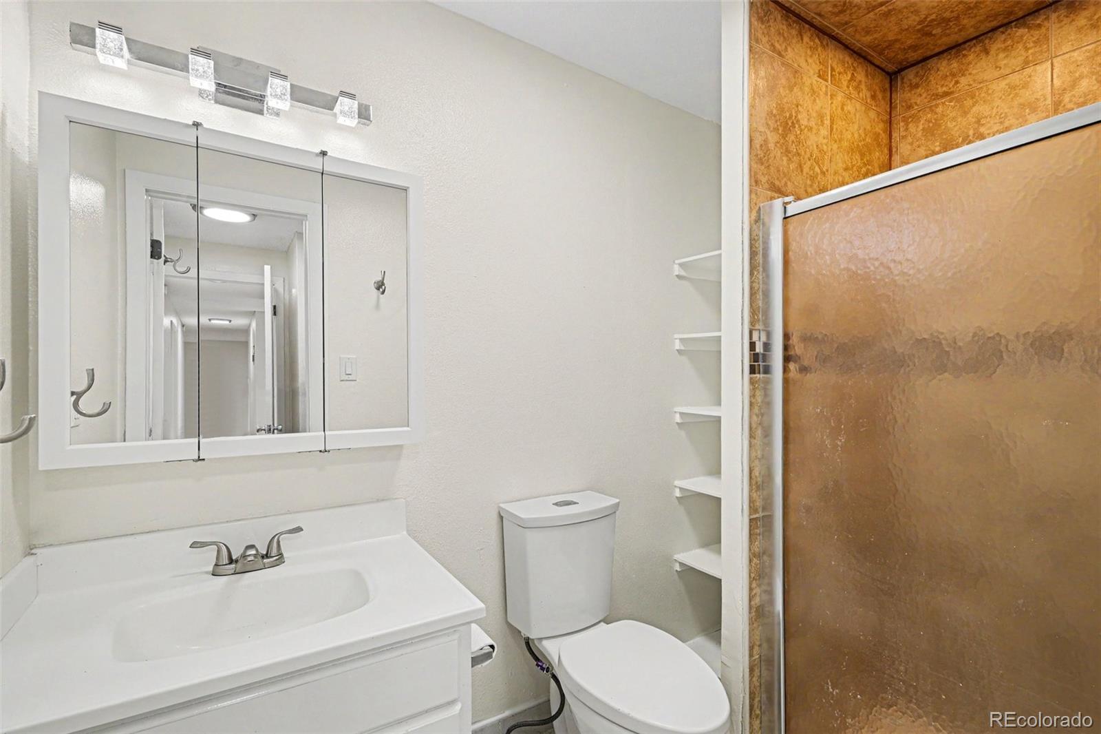 MLS Image #4 for 2375 s linden court,denver, Colorado