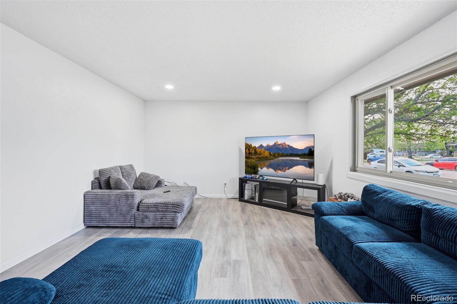 MLS Image #3 for 424 w union avenue,la salle, Colorado