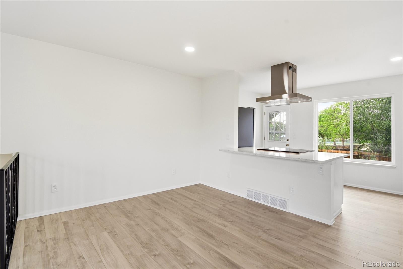 MLS Image #6 for 3227 s hoyt way,lakewood, Colorado