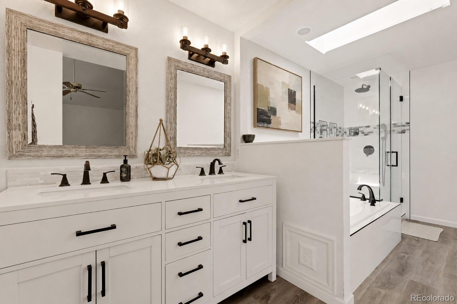 MLS Image #14 for 7600 s monaco way,centennial, Colorado
