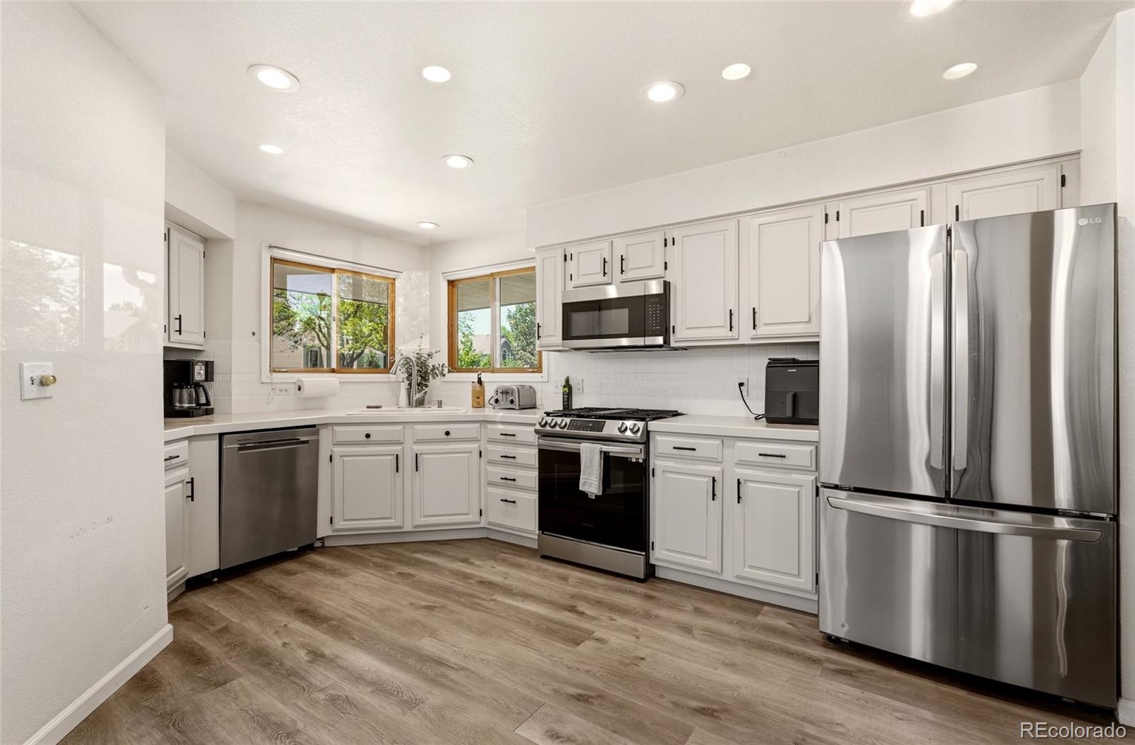 MLS Image #6 for 7600 s monaco way,centennial, Colorado