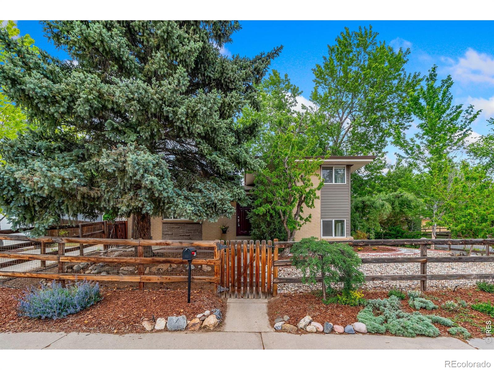 MLS Image #1 for 6617 w 61st avenue,arvada, Colorado