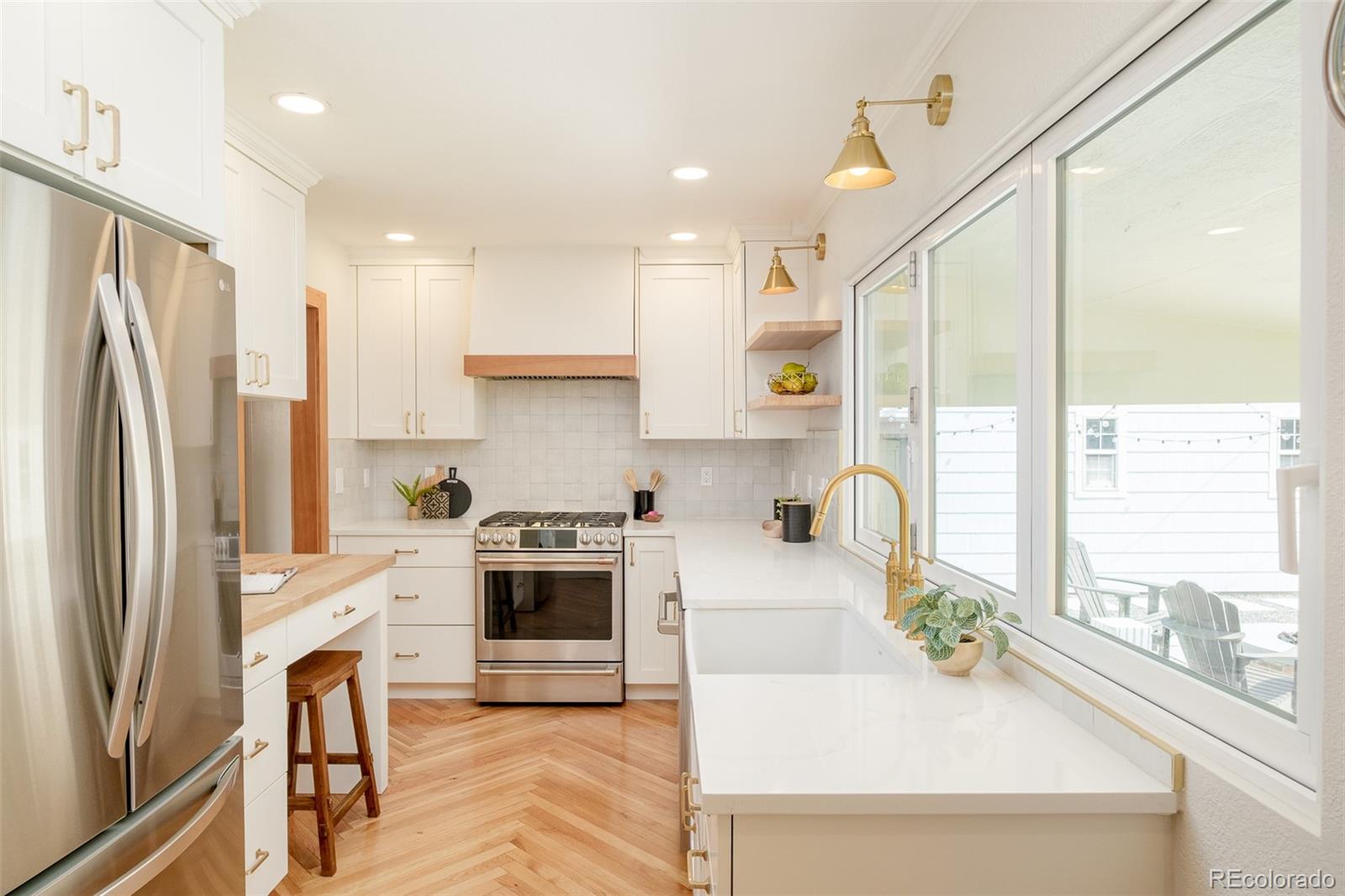 MLS Image #14 for 2980 s holly place,denver, Colorado