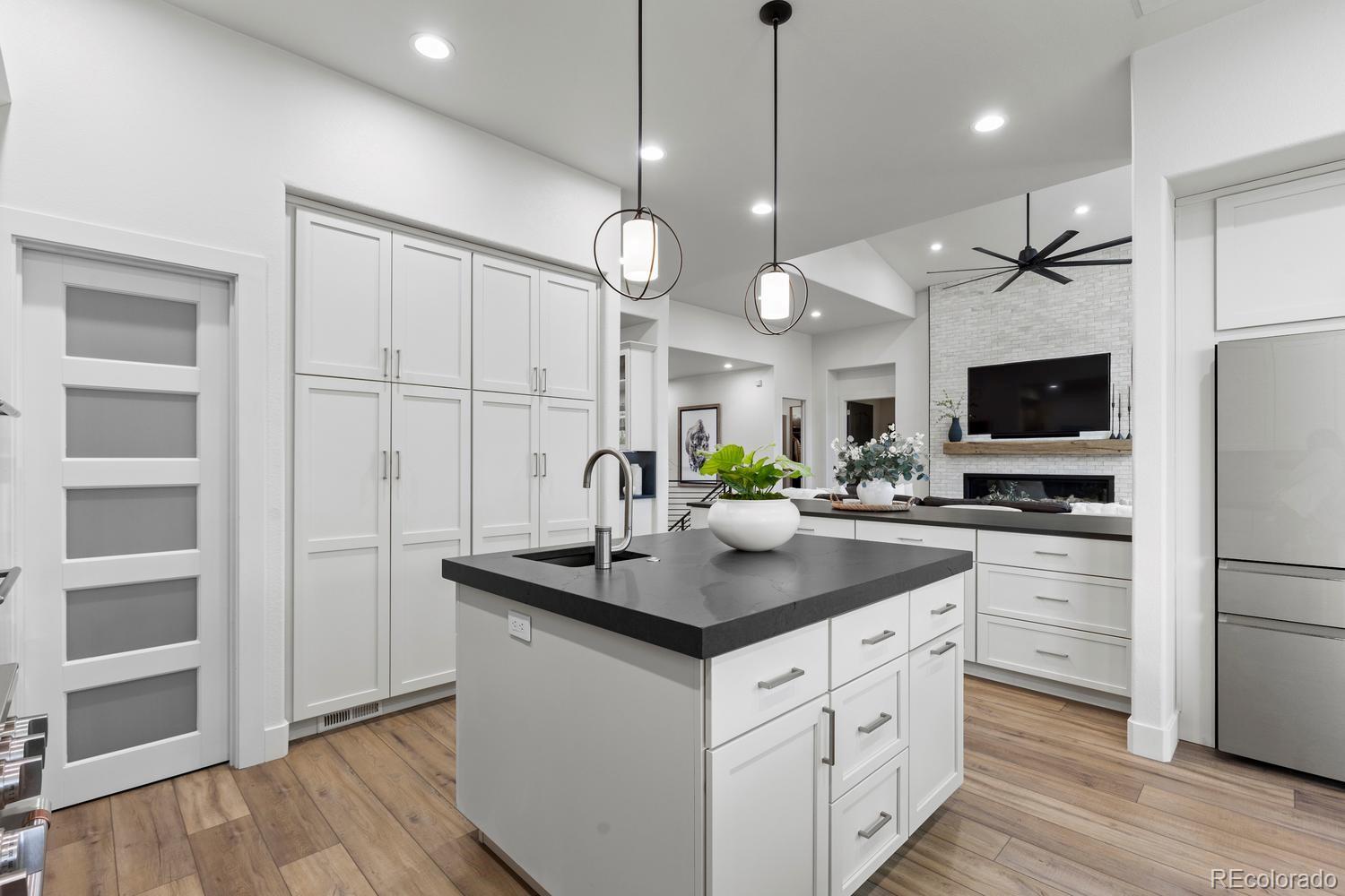 MLS Image #12 for 4636 n ponderosa trail,littleton, Colorado