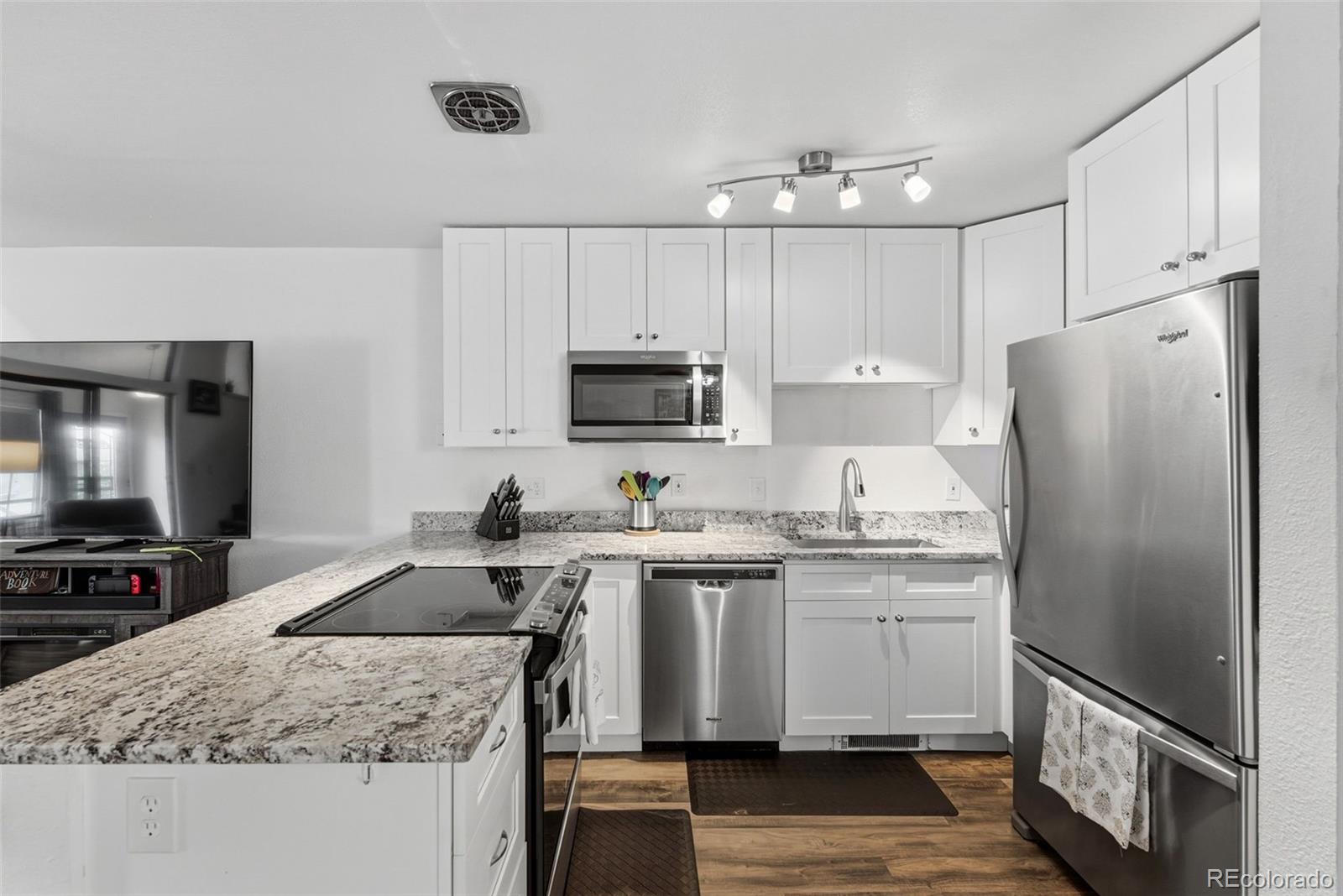 MLS Image #15 for 2245 w vassar avenue,englewood, Colorado
