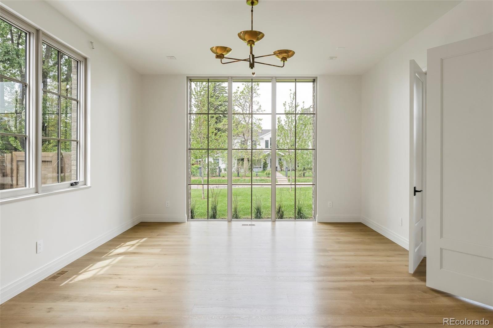 MLS Image #13 for 102 s cherry street,denver, Colorado