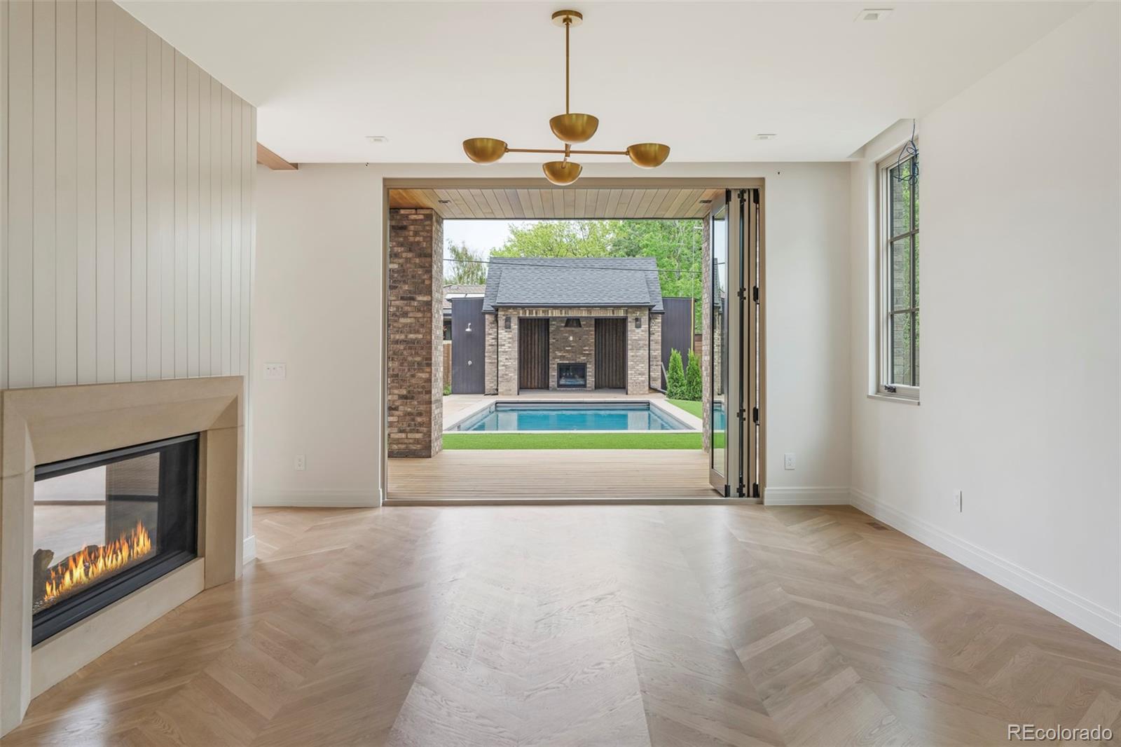 MLS Image #7 for 102 s cherry street,denver, Colorado