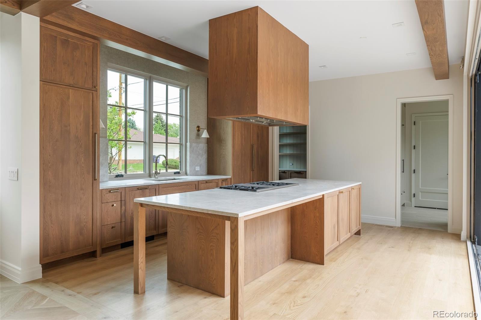 MLS Image #8 for 102 s cherry street,denver, Colorado