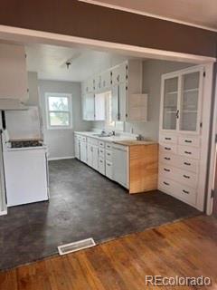 MLS Image #8 for 811 s date street,yuma, Colorado