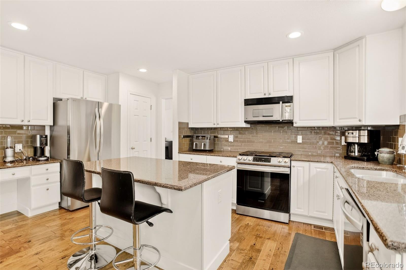 MLS Image #11 for 6472 s jamaica circle,englewood, Colorado