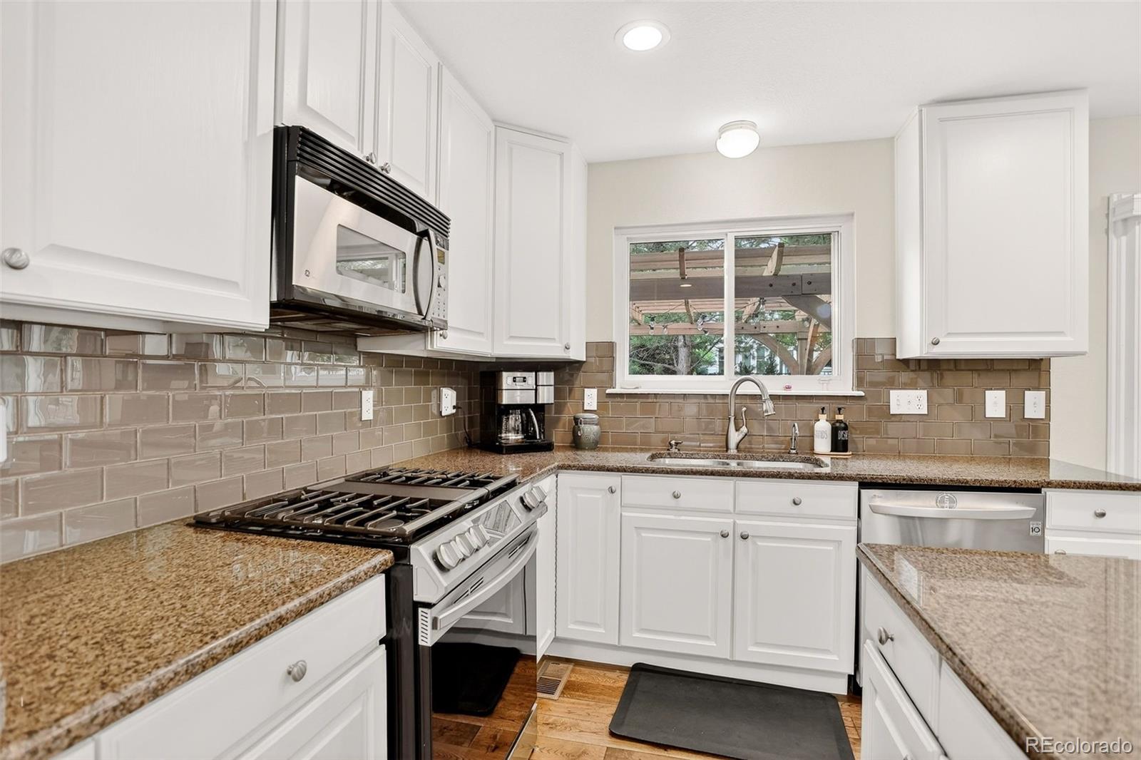 MLS Image #13 for 6472 s jamaica circle,englewood, Colorado