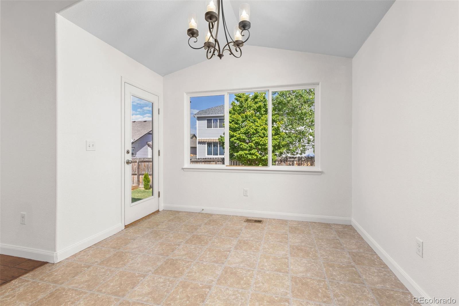 MLS Image #11 for 471  homestead lane,johnstown, Colorado