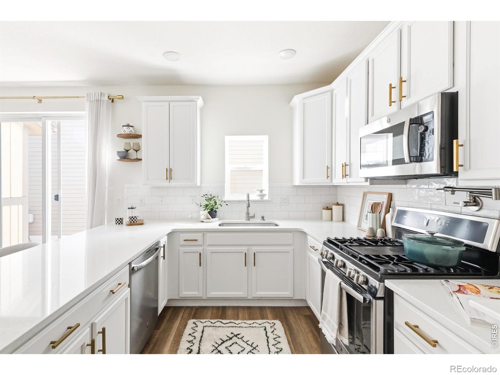 MLS Image #13 for 2827 s fox street,englewood, Colorado