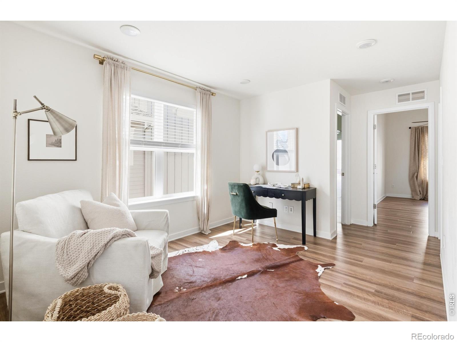 MLS Image #23 for 2827 s fox street,englewood, Colorado