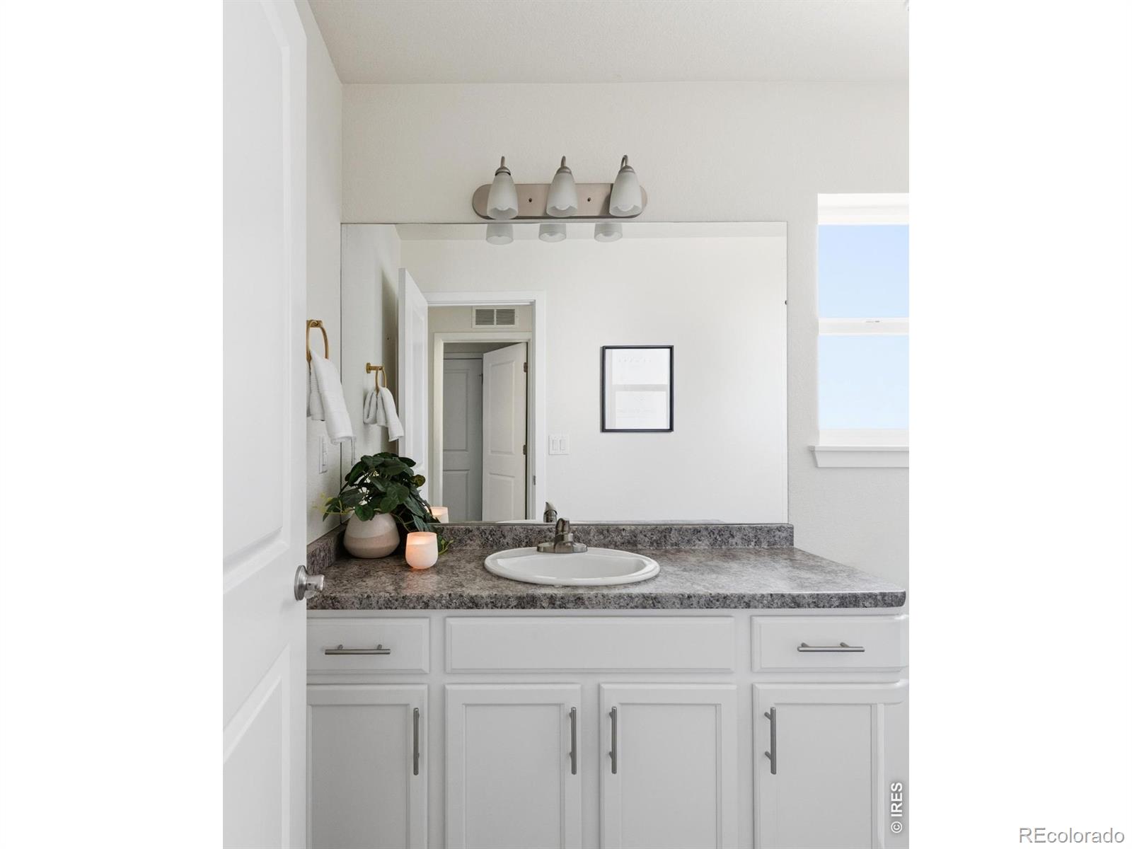 MLS Image #25 for 2827 s fox street,englewood, Colorado