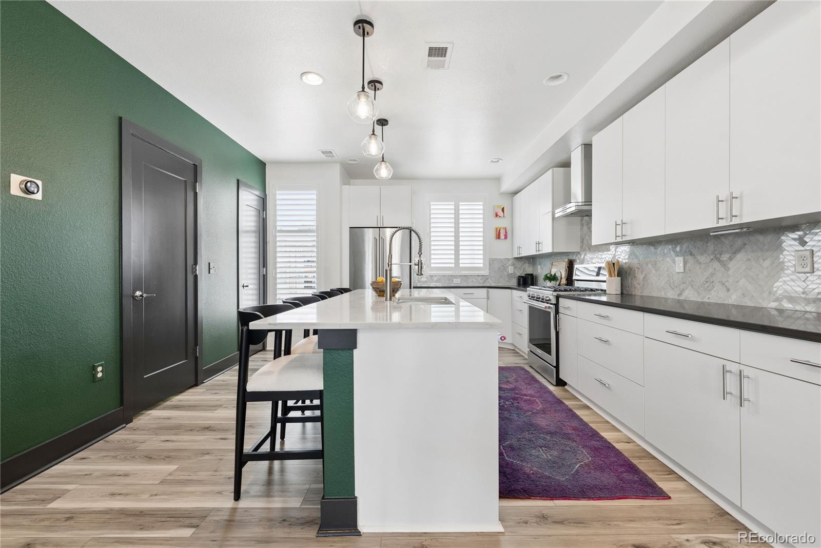 MLS Image #15 for 3855 e cedar avenue,denver, Colorado