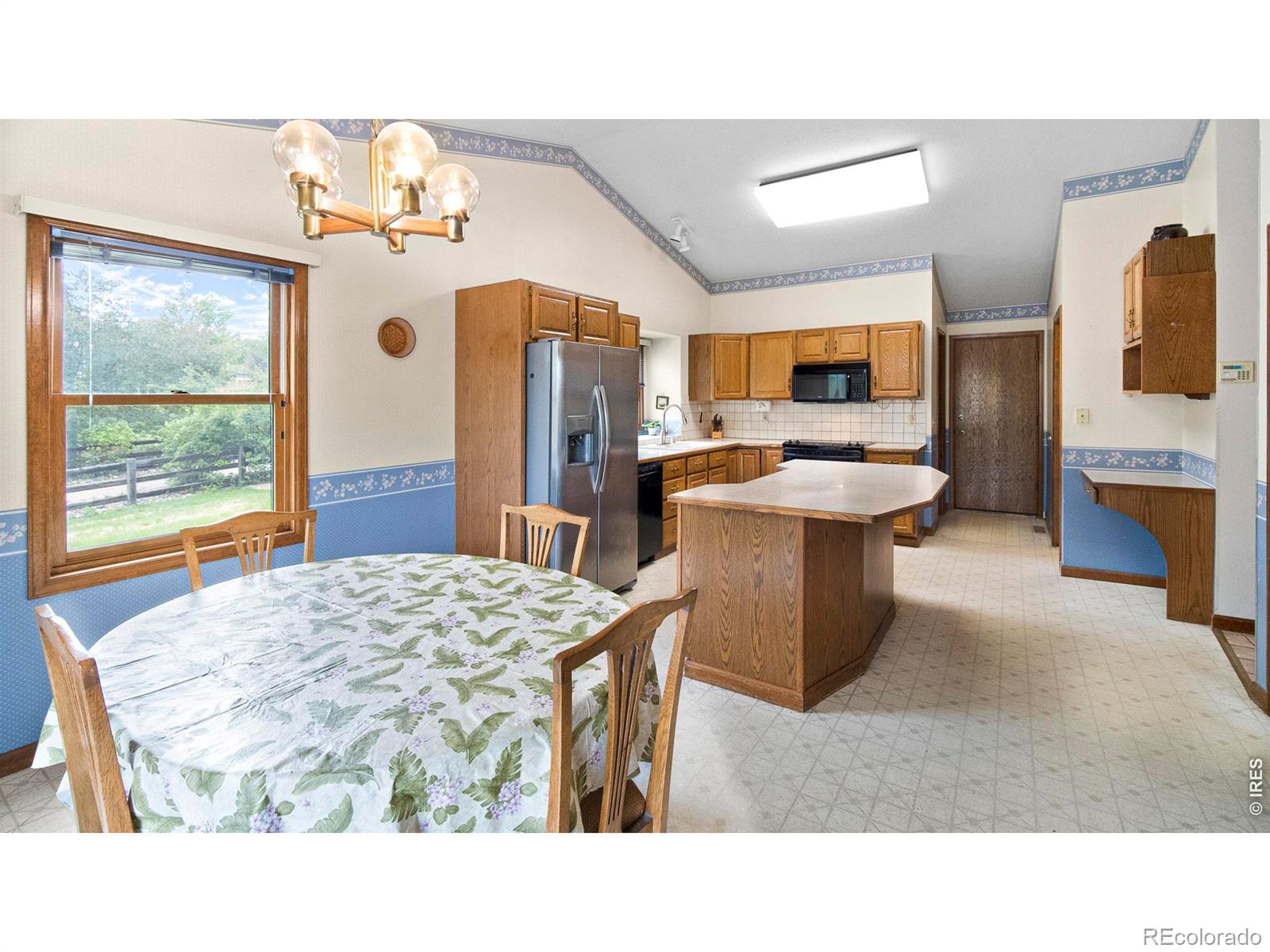 MLS Image #14 for 8245  sawtooth lane,niwot, Colorado