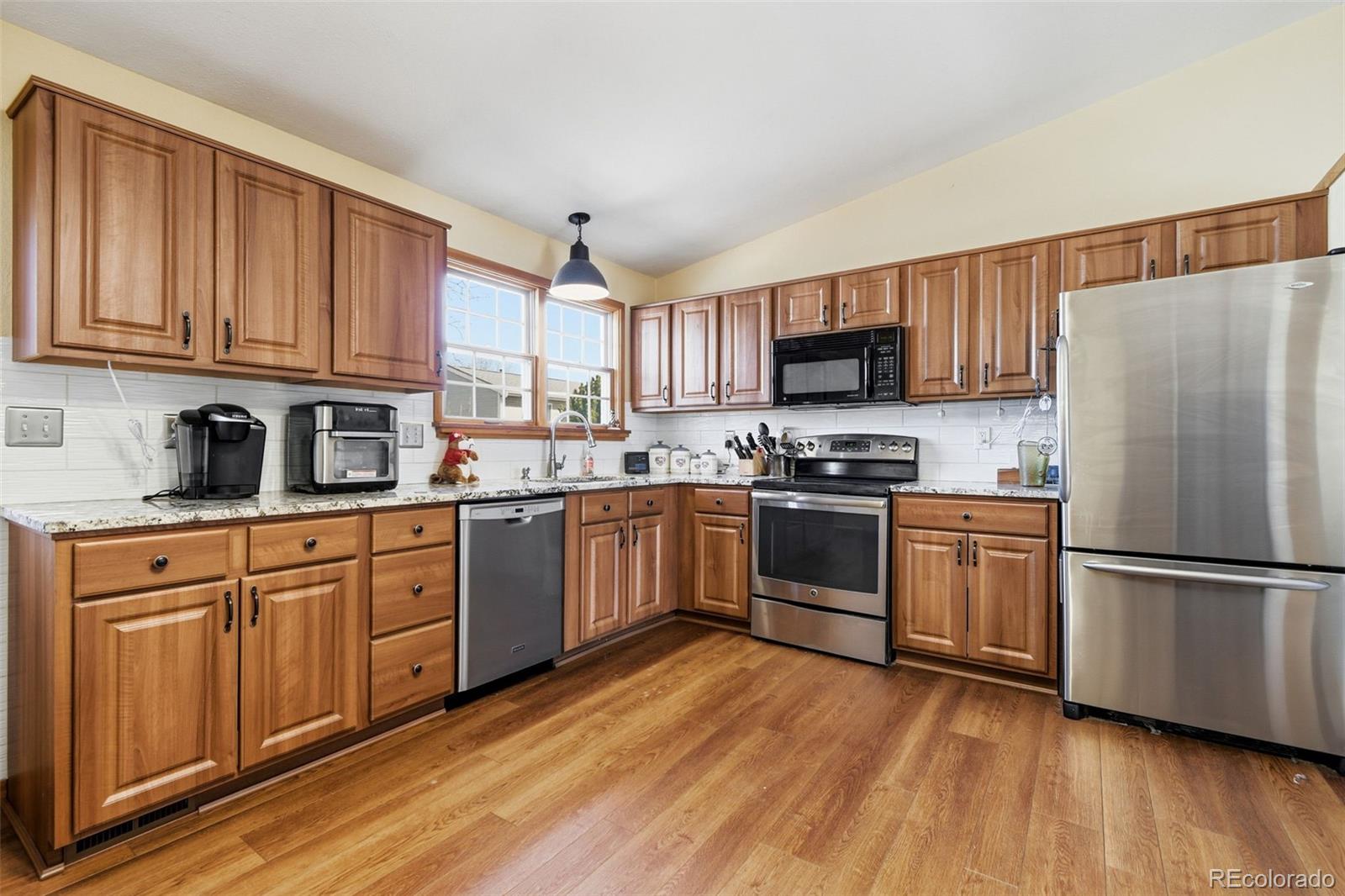 MLS Image #11 for 1554  ervine avenue,longmont, Colorado