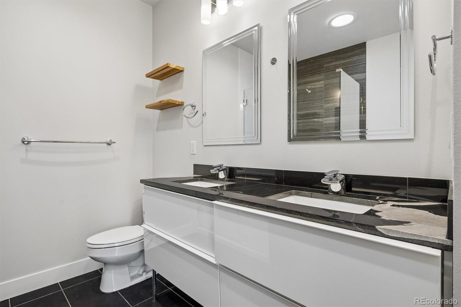 MLS Image #18 for 3100 s clarkson street,englewood, Colorado